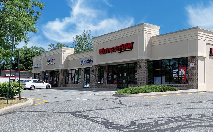 Pictures of Retail property located at 32 Rte 9W, West Haverstraw, NY 12550 for lease - image #1