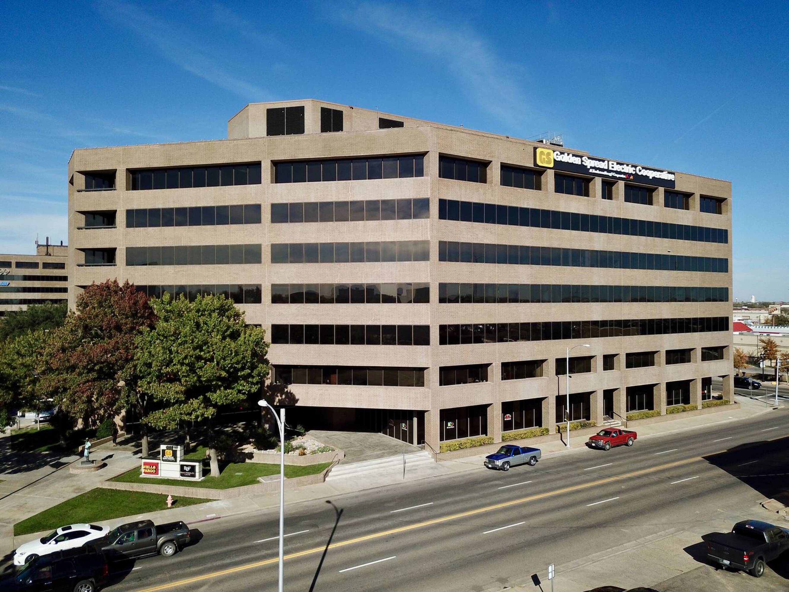 905 S Fillmore St, Amarillo, TX 79101