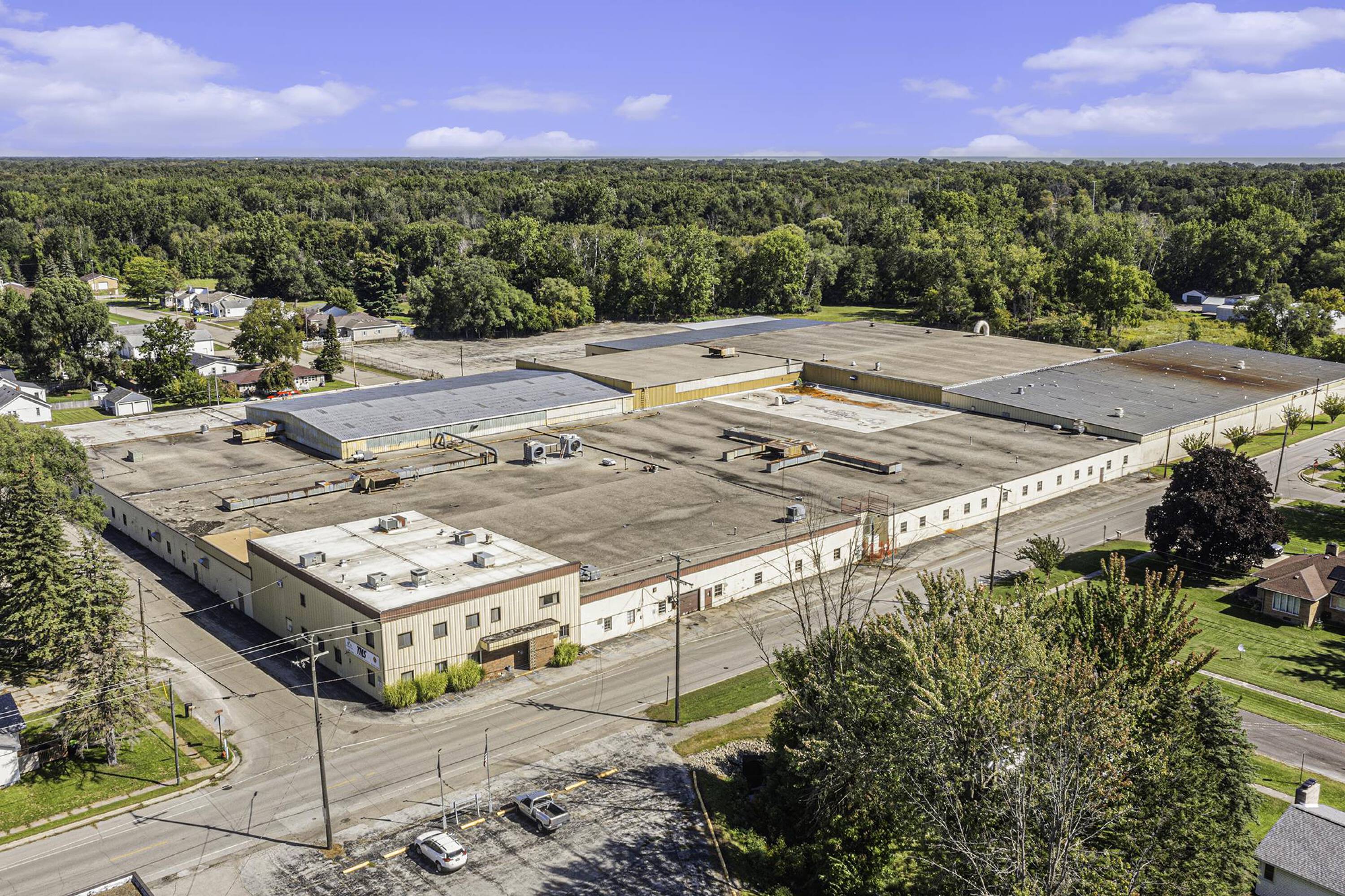 401 E 5th St, Pinconning, MI 48650 | Crexi.com