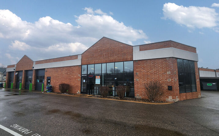 Pictures of Retail property located at 12000 Co Rd 11, Burnsville, MN 55337 for lease - image #1