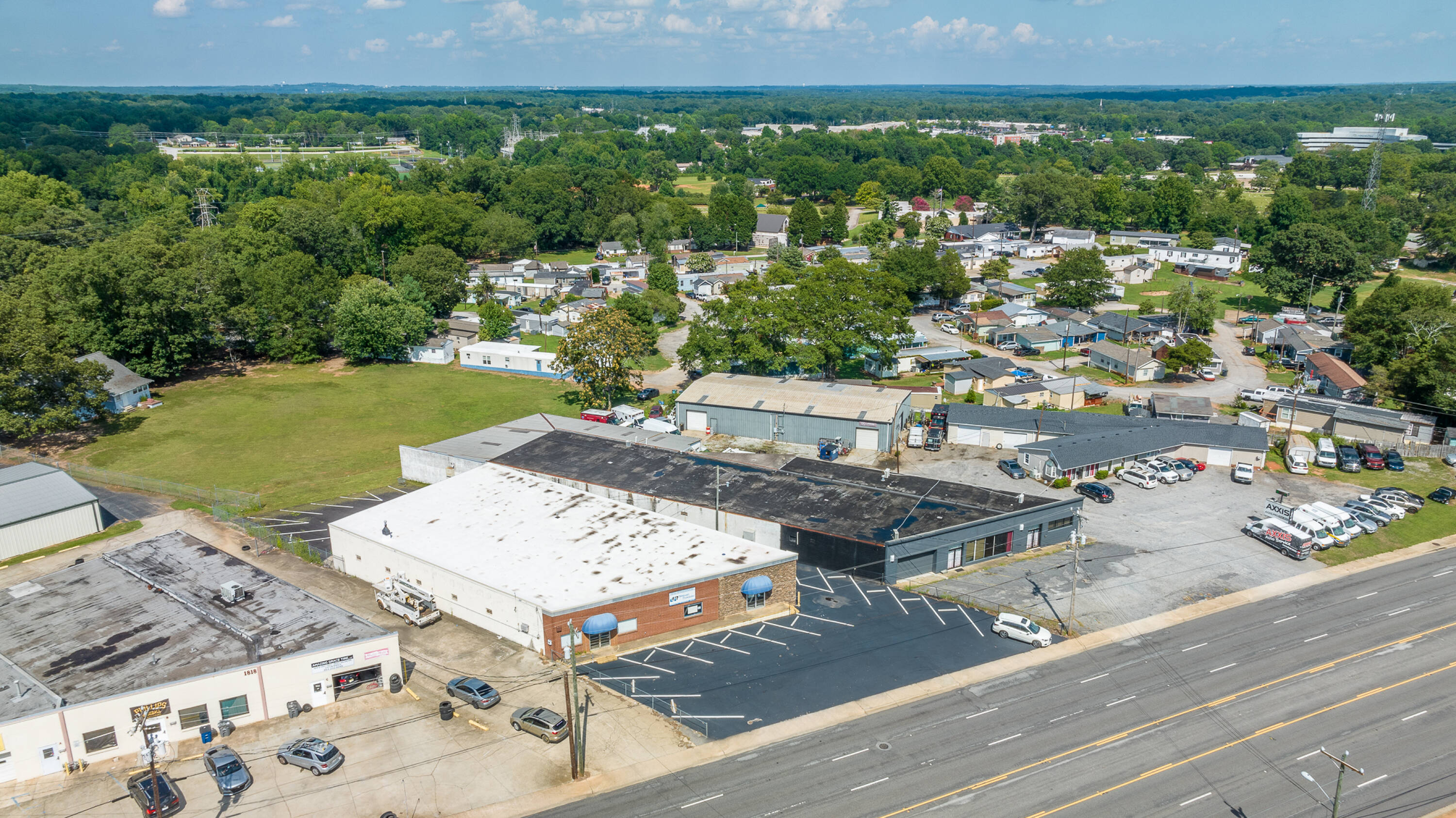 1812 N Pleasantburg Dr, Greenville, SC 29609