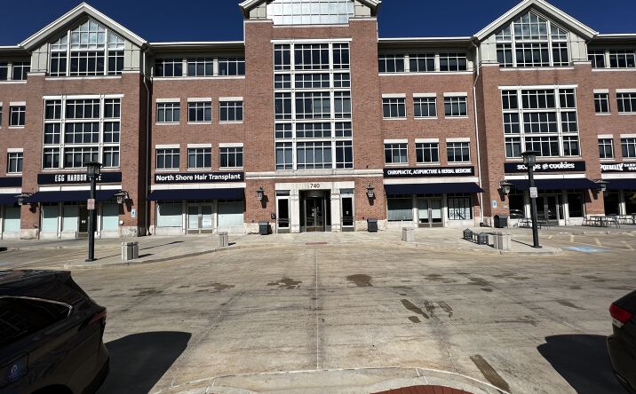 Pictures of Office, Retail property located at 740 Waukegan Rd, Deerfield, IL 60015 for lease - image #1