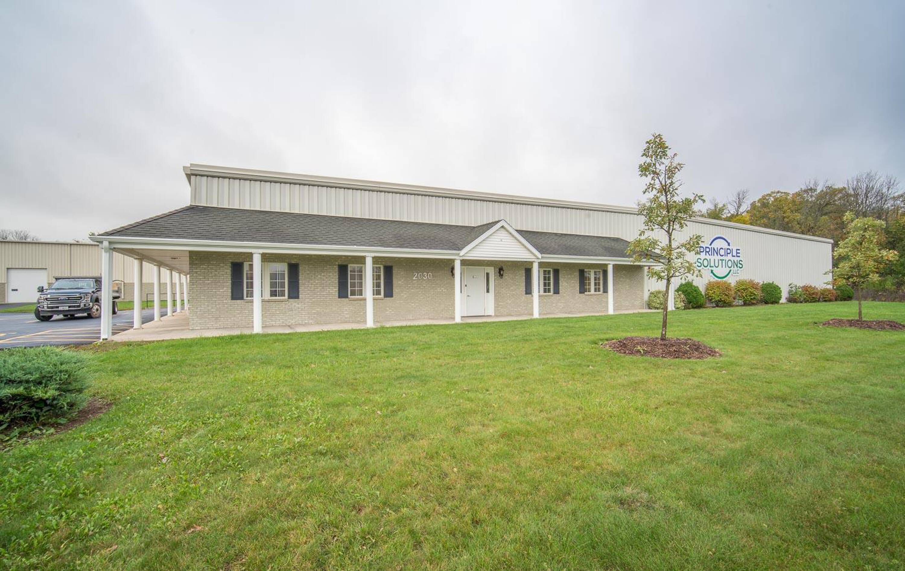 2030 Stonebridge Rd, West Bend, WI 53095