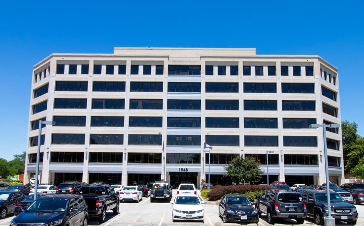 Pictures of Office property located at 1945 Old Gallows Rd, Vienna, VA 22182 for lease - image #1