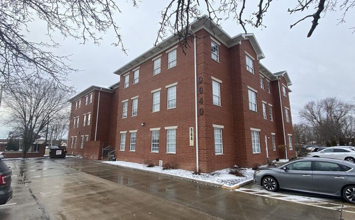 Pictures of Office property located at 9640-9650 Commerce Dr, Carmel, IN 46032 for lease - image #1