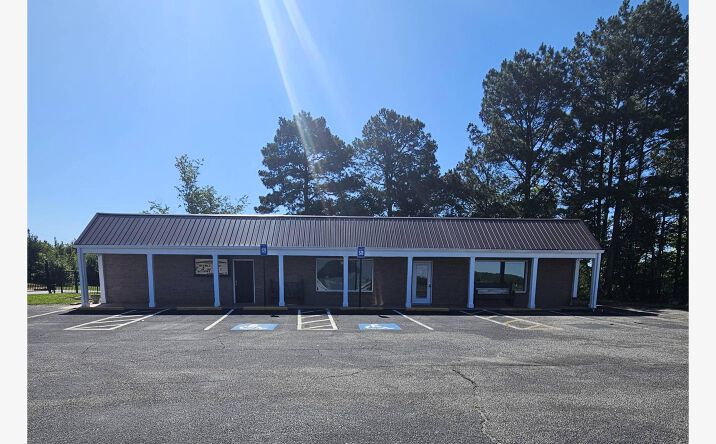 Pictures of Retail, Office, Special Purpose property located at 4029 Heard Industrial Blvd, Cumming, GA 30041 for lease - image #1