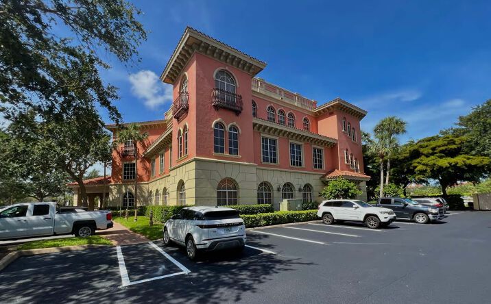 Pictures of Retail, Office property located at 8000 Health Center Blvd, Bonita Springs, FL 34135 for lease - image #1