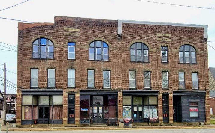 212 Main St, Toronto, OH 43964 | Crexi.com