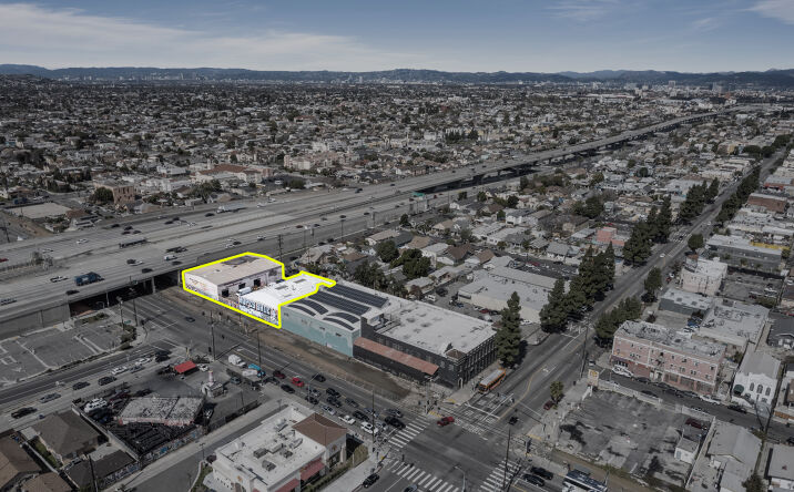 Pictures of Industrial property located at 326 W 58th St, Los Angeles, CA 90003 for lease - image #1