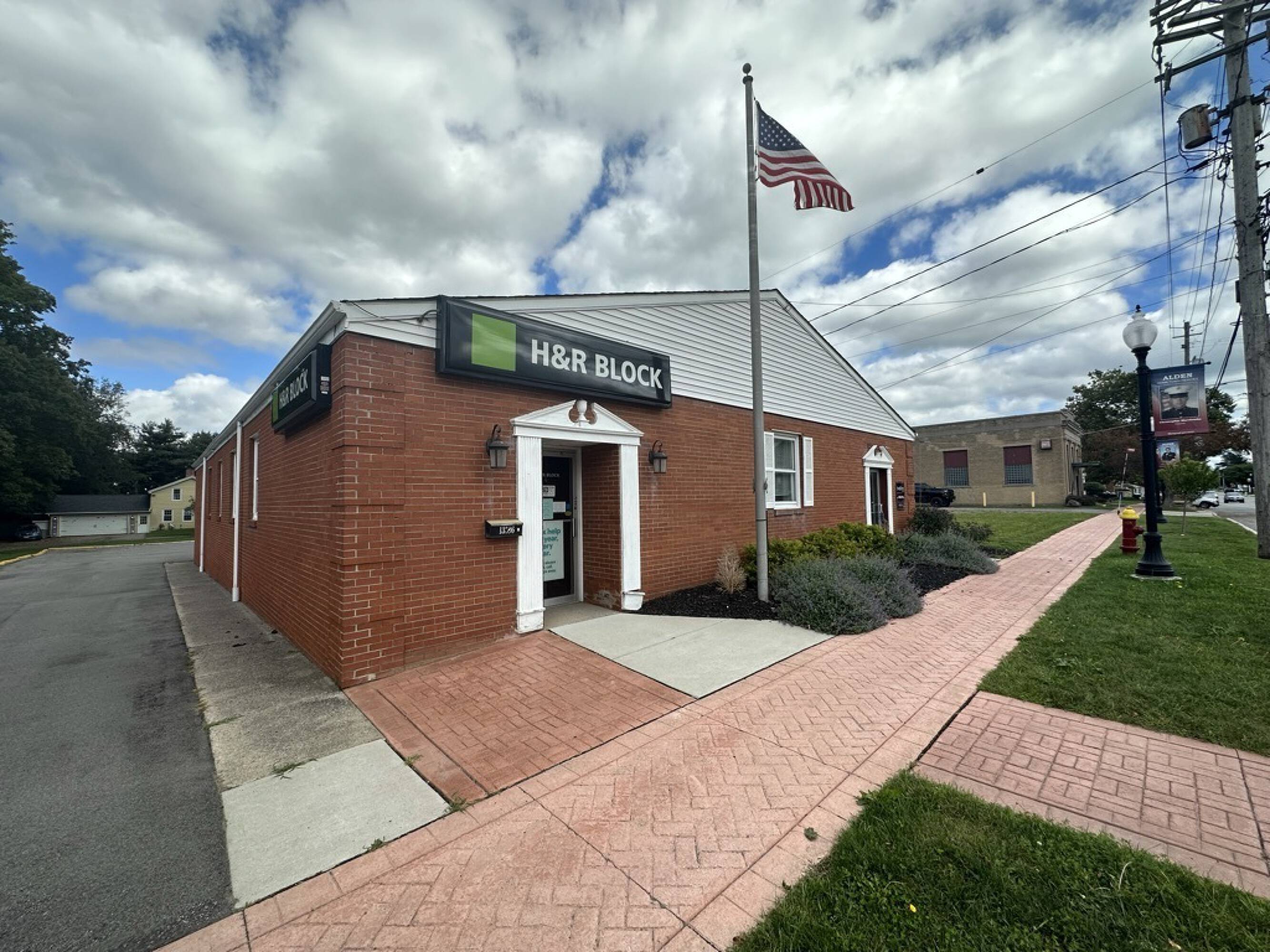 13186 Broadway, Alden, NY 14004