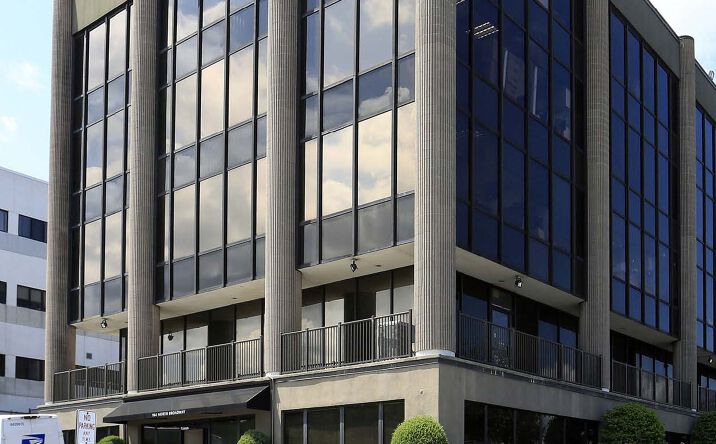 Pictures of Office property located at 984 N Broadway, Yonkers, NY 10701 for lease - image #1