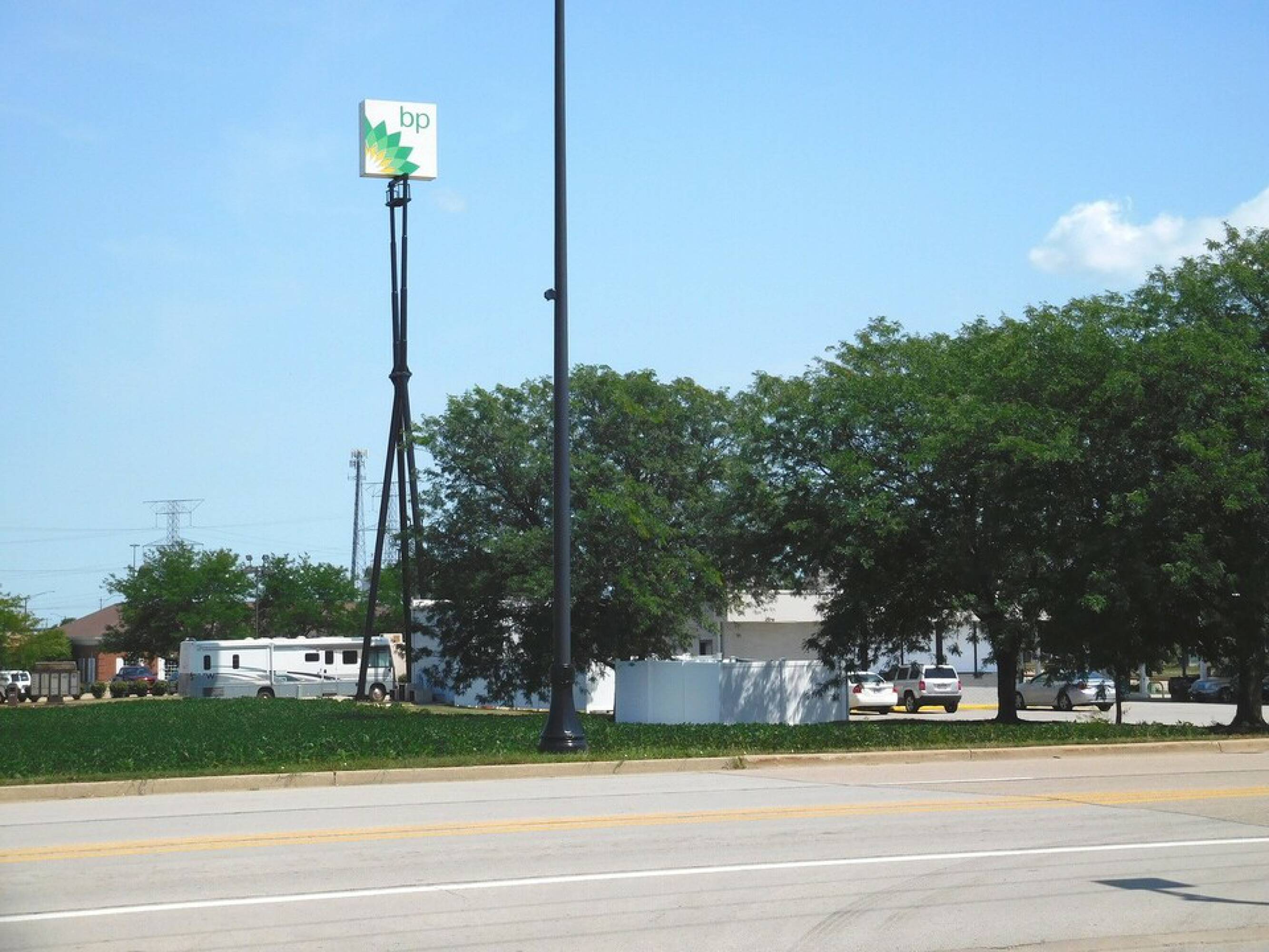 522 W Mondamin St, Minooka, IL 60447