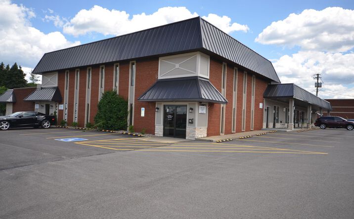 Pictures of Retail, Office property located at 55 Shiawassee Ave, Fairlawn, OH 44333 for lease - image #1