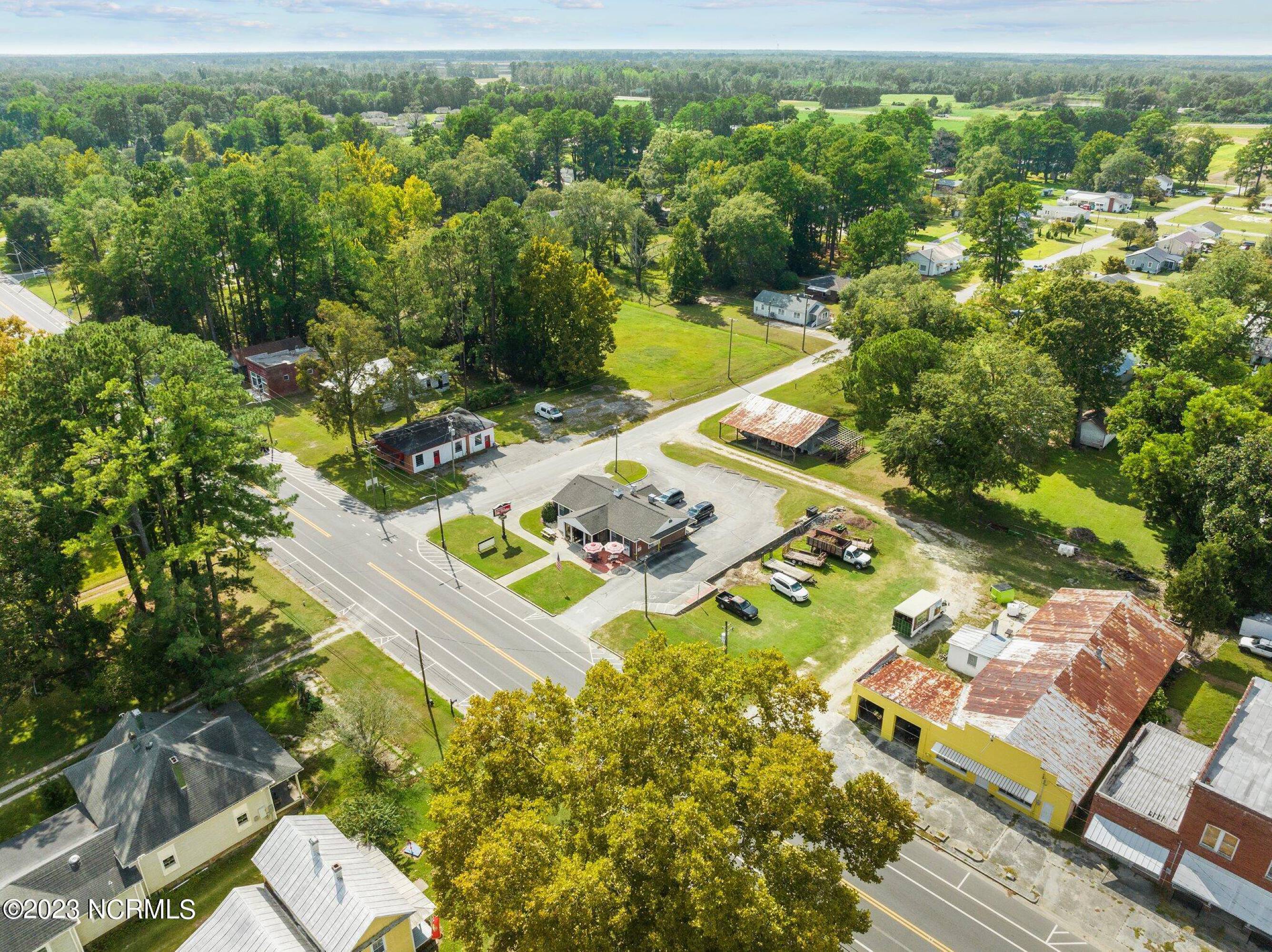 214 Main Street, Pollocksville, NC 28573