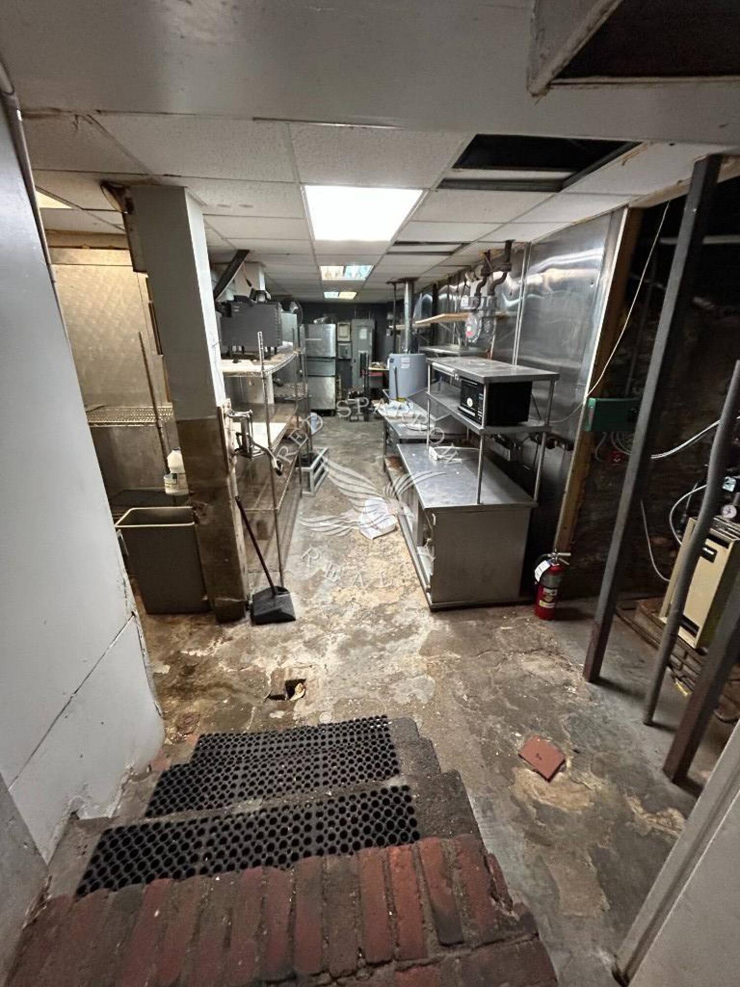 Corner restaurant space on Lexington Avenue, New York, NY 10021 | Crexi.com