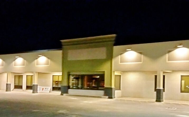 Pictures of Retail, Restaurant property located at 901 N Burhans Blvd, Hagerstown, MD 21742 for lease - image #1
