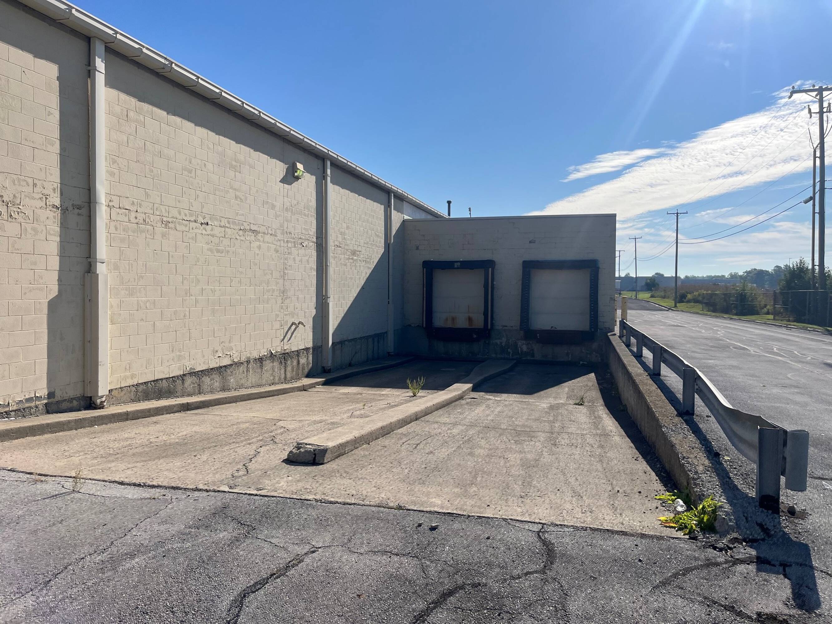 2250 Harding Hwy, Lima, OH 45804