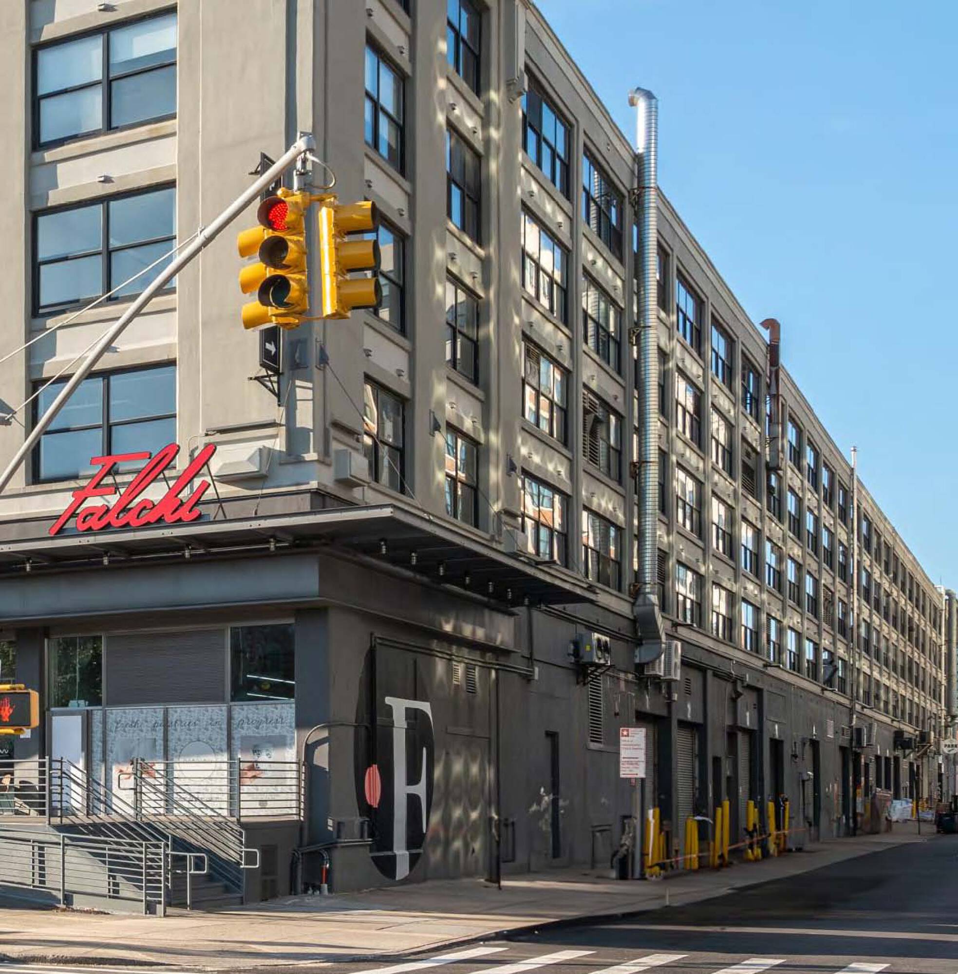 31-00 47th Ave, Queens, NY 11101 | Crexi.com