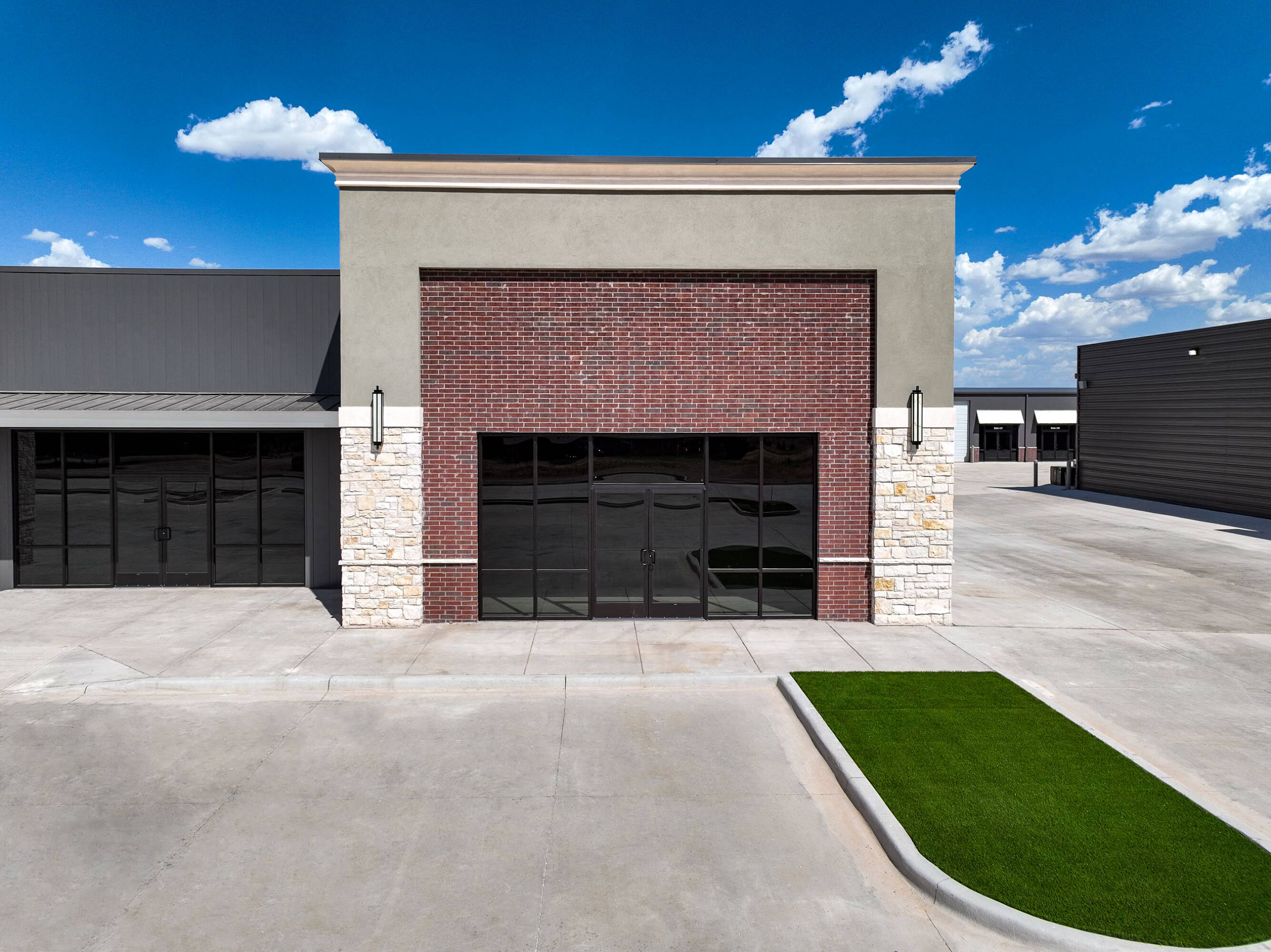 4321 Woodrow Rd, Lubbock, TX 79424