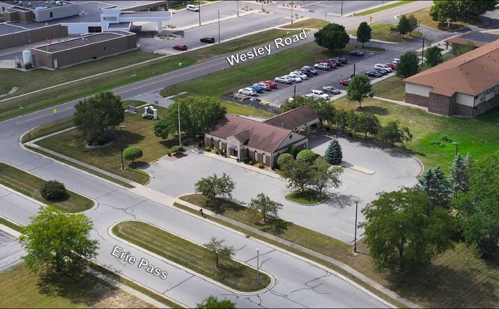 Pictures of Retail property located at 403 Erie Pass, Auburn, IN 46706 for lease - image #1