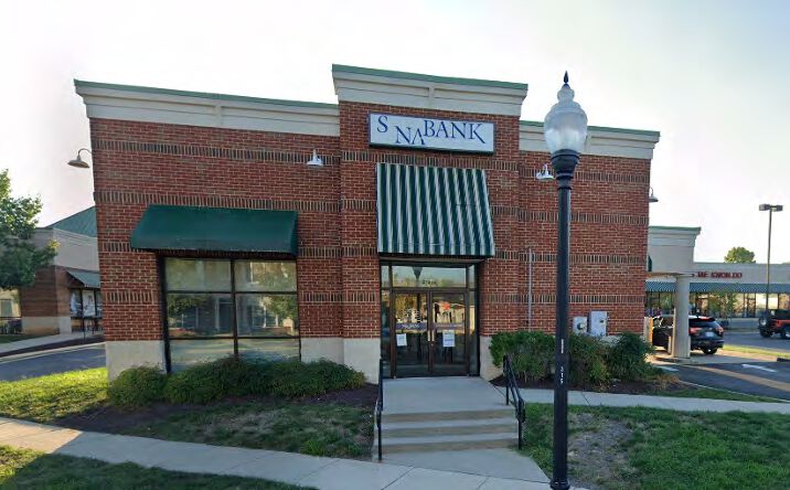 Pictures of Retail property located at 43063 - 43114 Peacock Market Plaza, South Riding, VA 20152 for lease - image #1