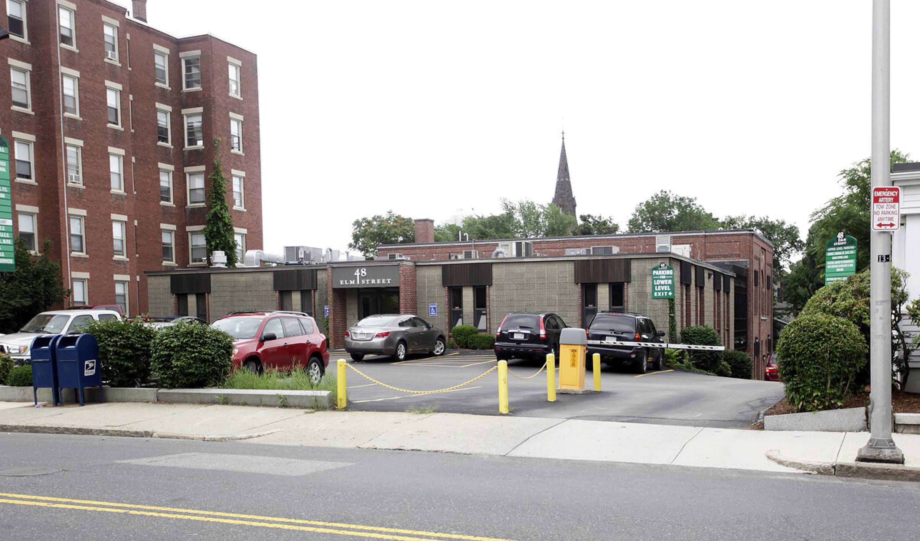 48 Elm St, Worcester, MA 01609