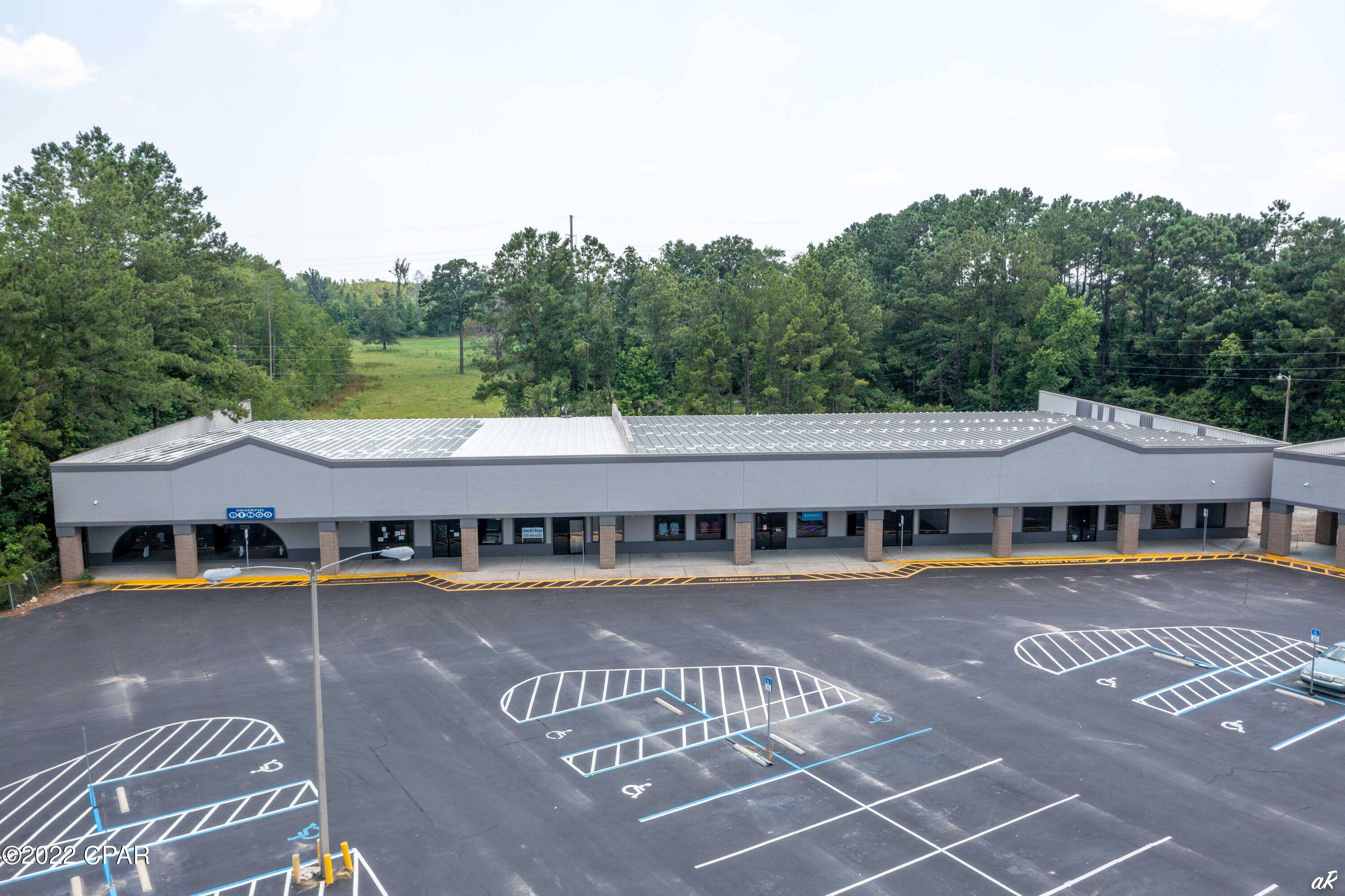 951 Prim Avenue, Graceville, FL 32440