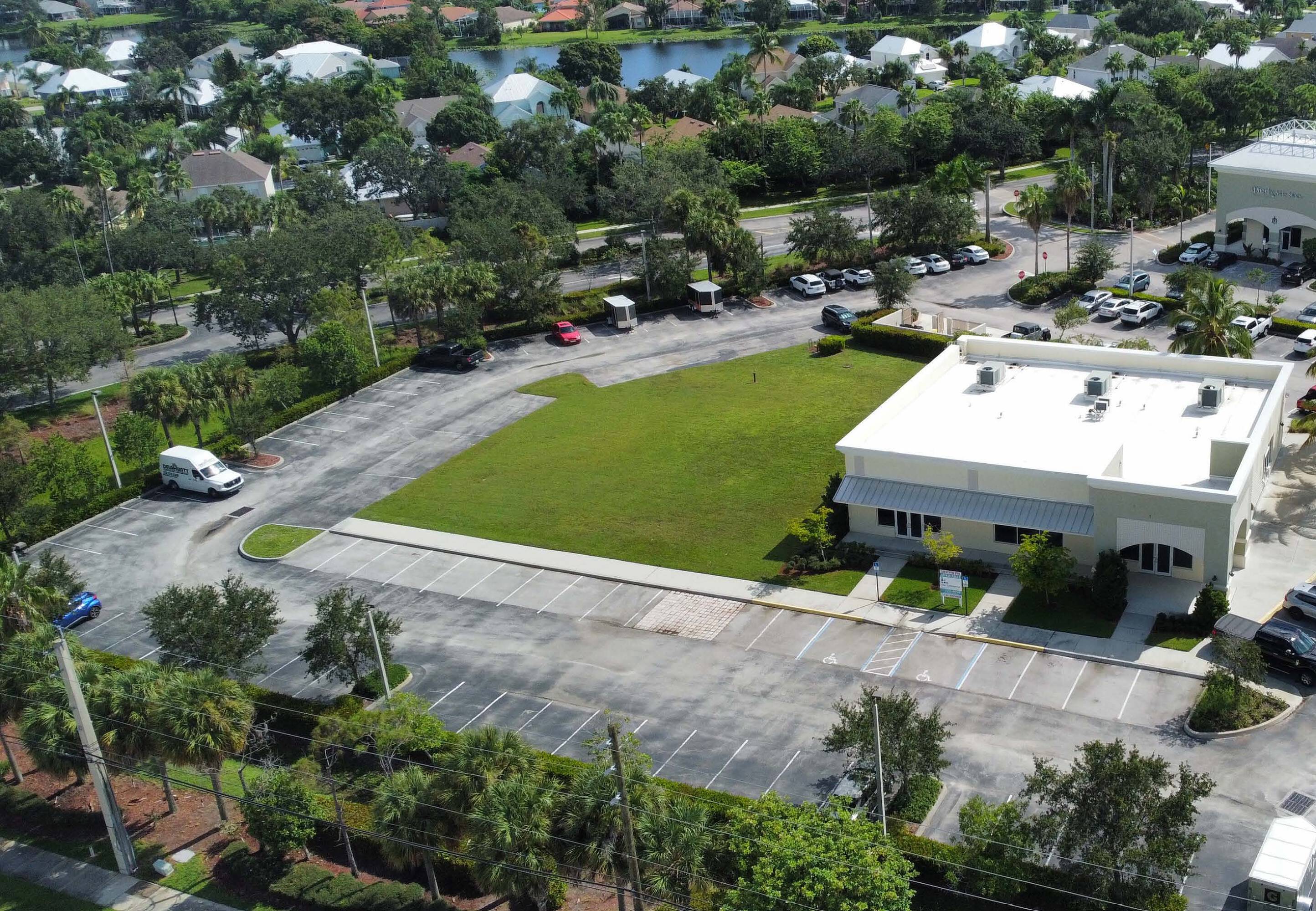 1951 NW FEDERAL HWY Stuart FL 34994-9303 APN: 293741010000000300 ...