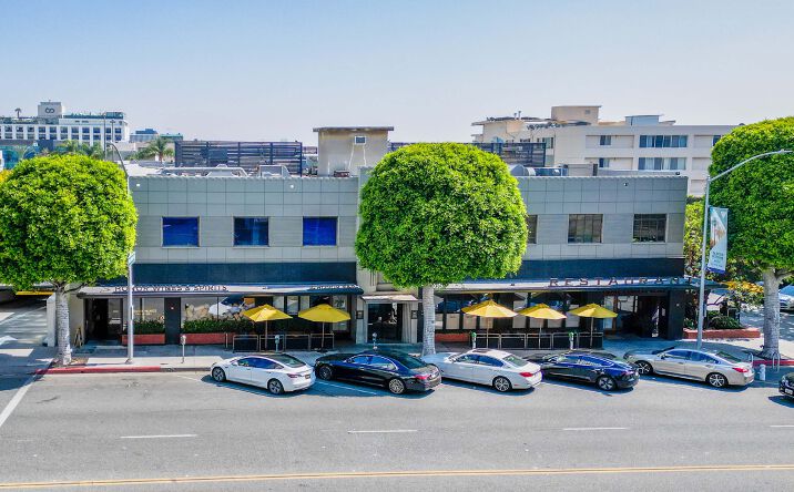 Pictures of Retail, Office, Restaurant property located at 114 - 122 S. Beverly Dr, Beverly Hills, CA 90212 for lease - image #1