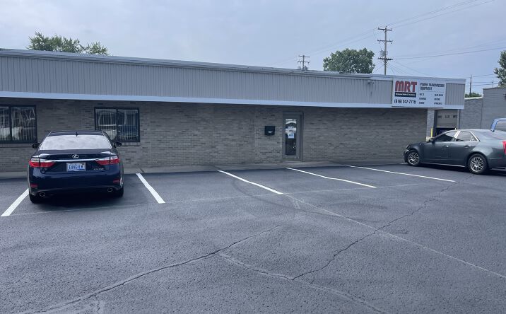 Pictures of Retail, Office, Industrial property located at 3060 Madison Ave SE, Grand Rapids, MI 49548 for lease - image #1