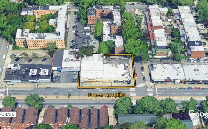 Pictures of Retail property located at Union Tpke. & 147-29th St., Kew Gardens Hills, NY 11367 for lease - image #1