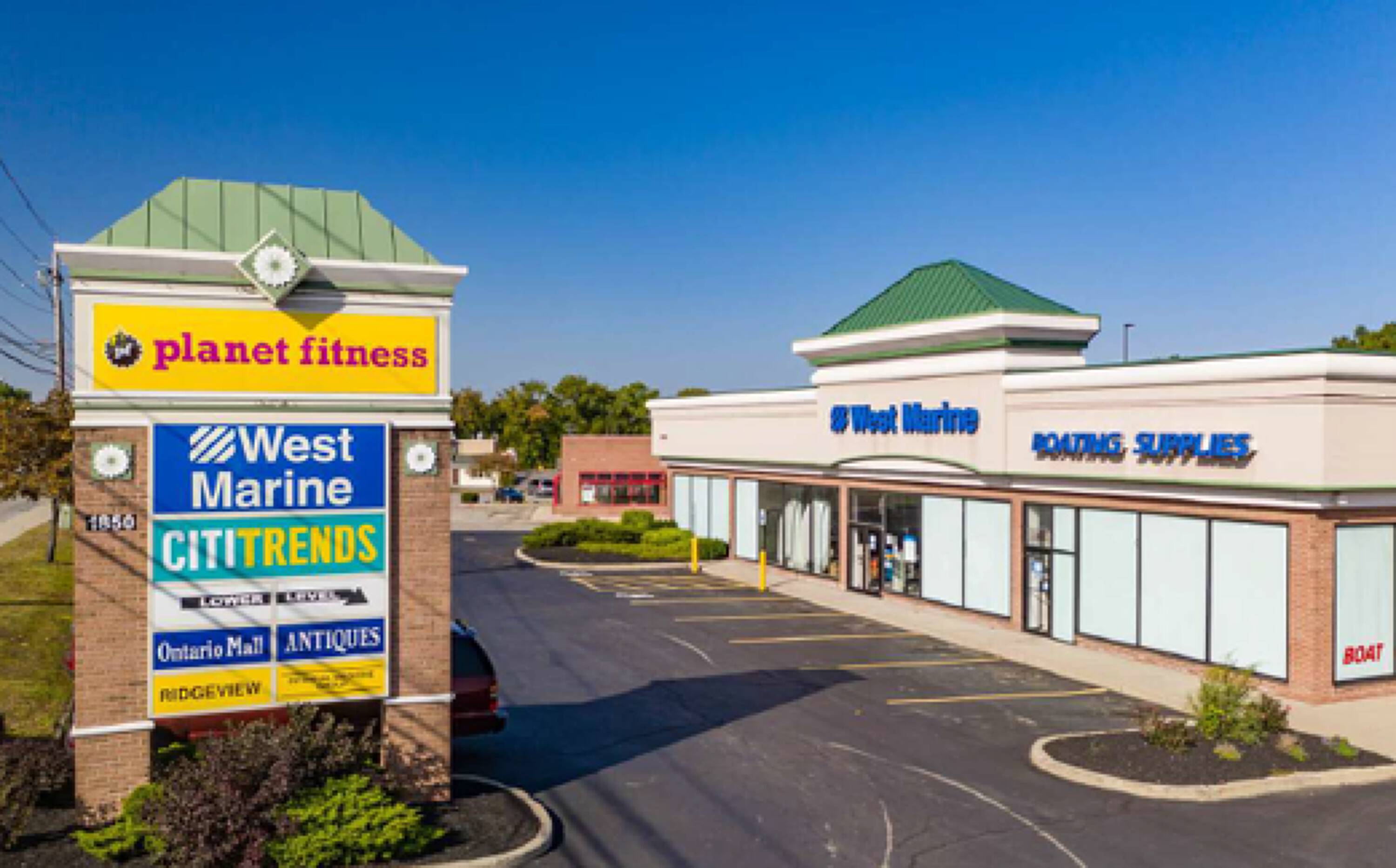 1850 East Ridge Road, Rochester, NY 14622