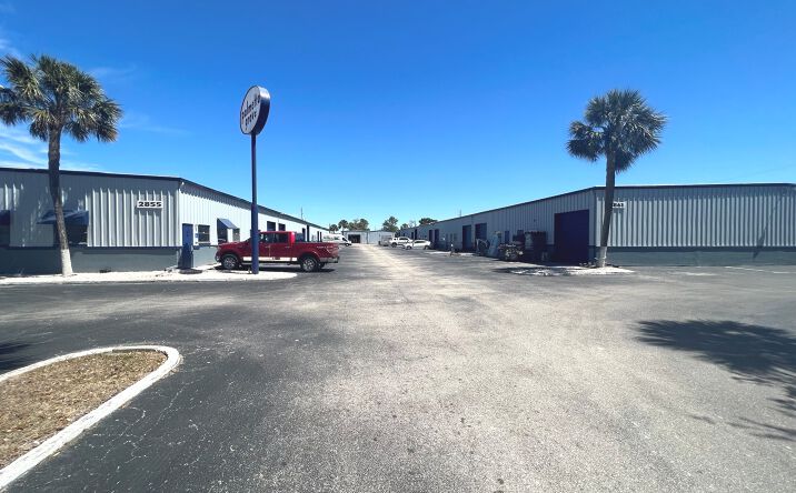 Pictures of Industrial property located at 2853-2861 Work Dr, Fort Myers, FL 33916 for lease - image #1