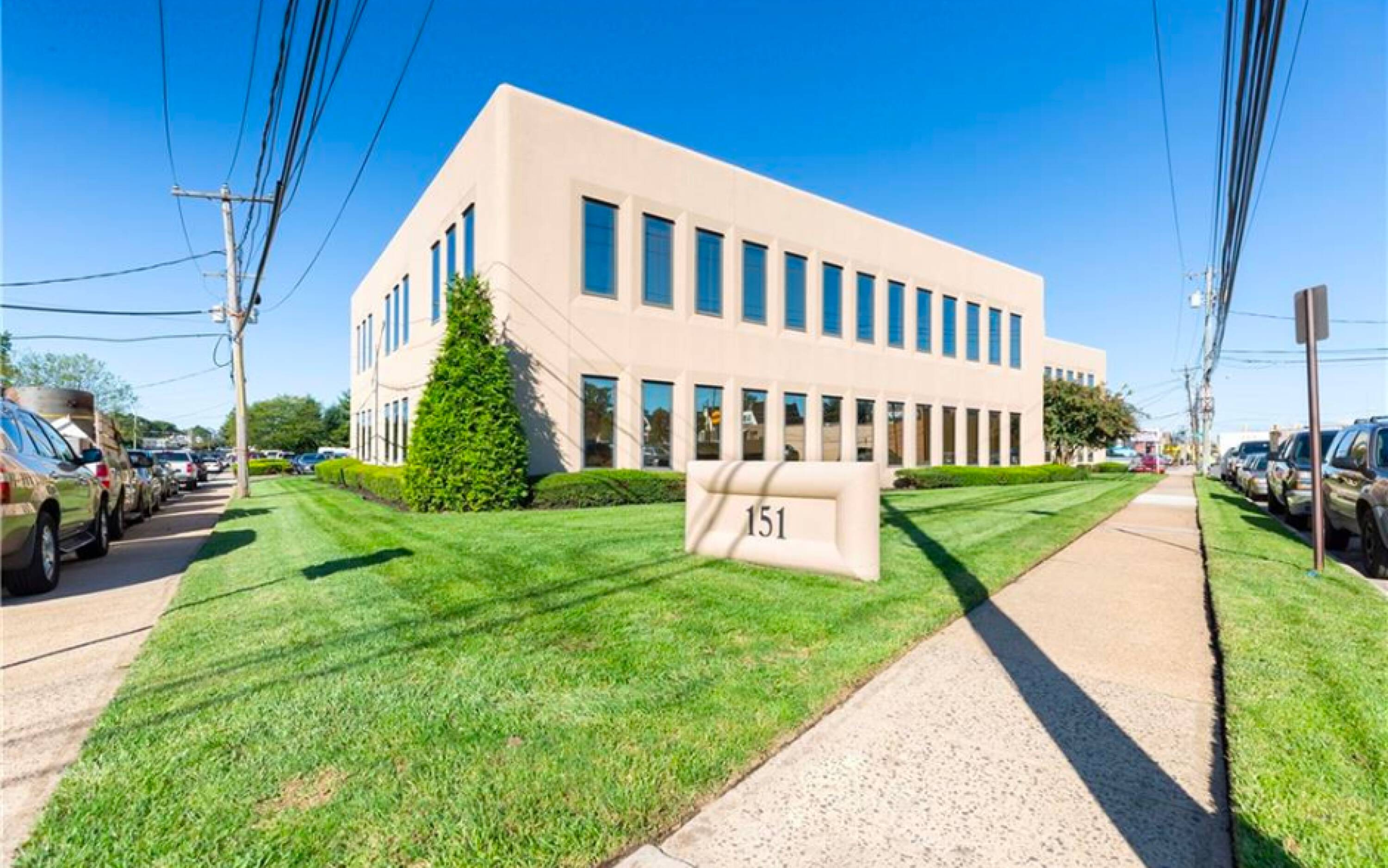 151 Herricks Rd, New Hyde Park, NY 11040