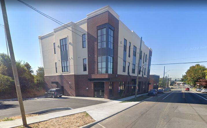 Pictures of Retail property located at 201 W Fifth Ave, Knoxville, TN 37917 for lease - image #1