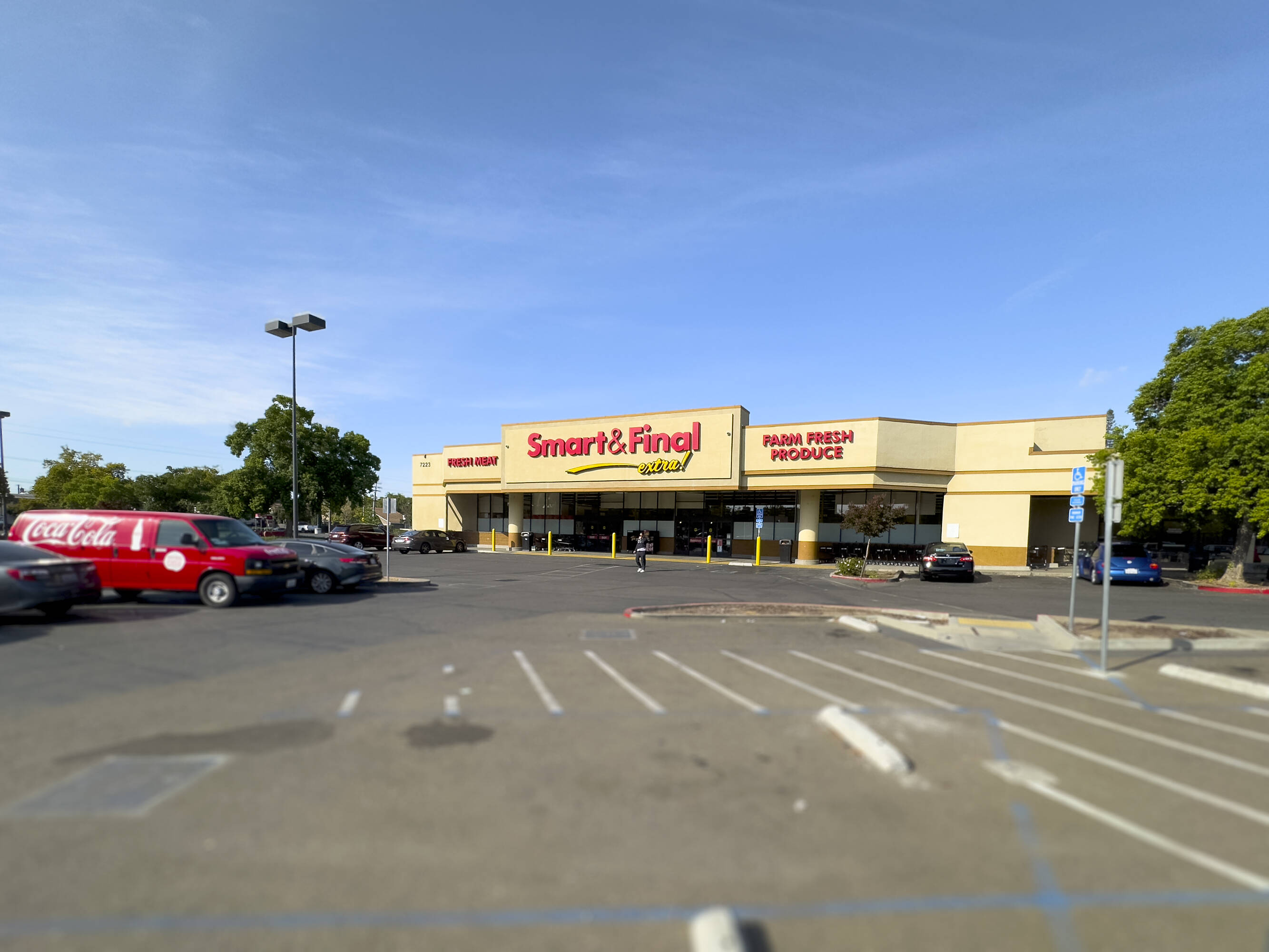 7241 Fair Oaks Blvd, Carmichael, CA 95608