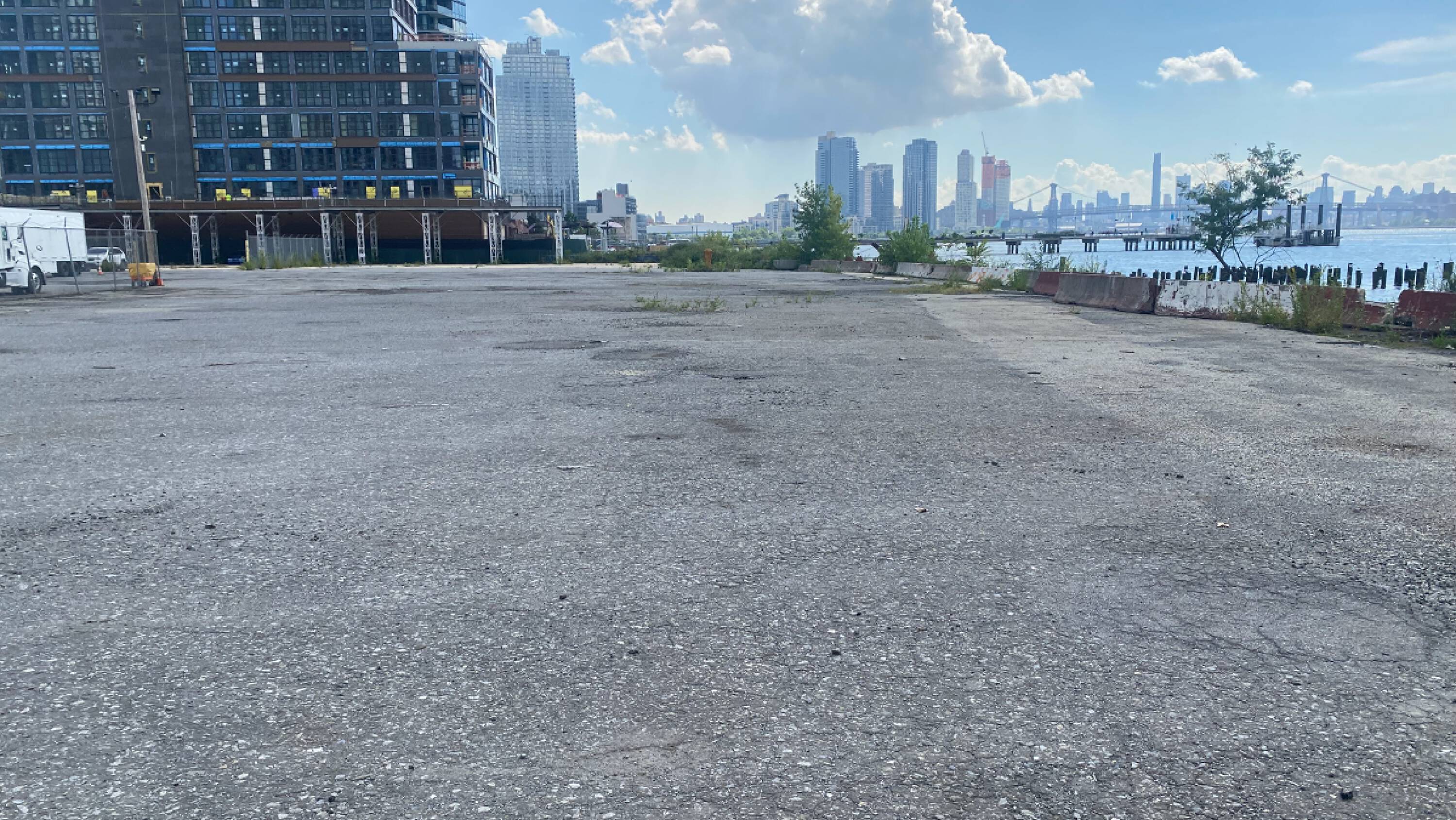 171 West St, Brooklyn, NY 11222