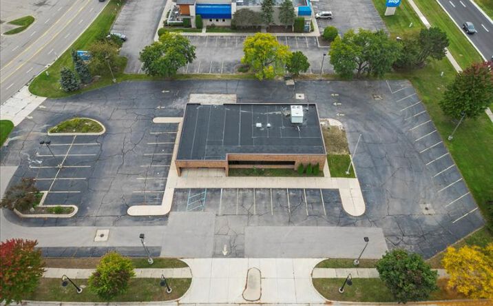13900 Lakeside Cir, Sterling Heights, MI 48313 | Crexi.com