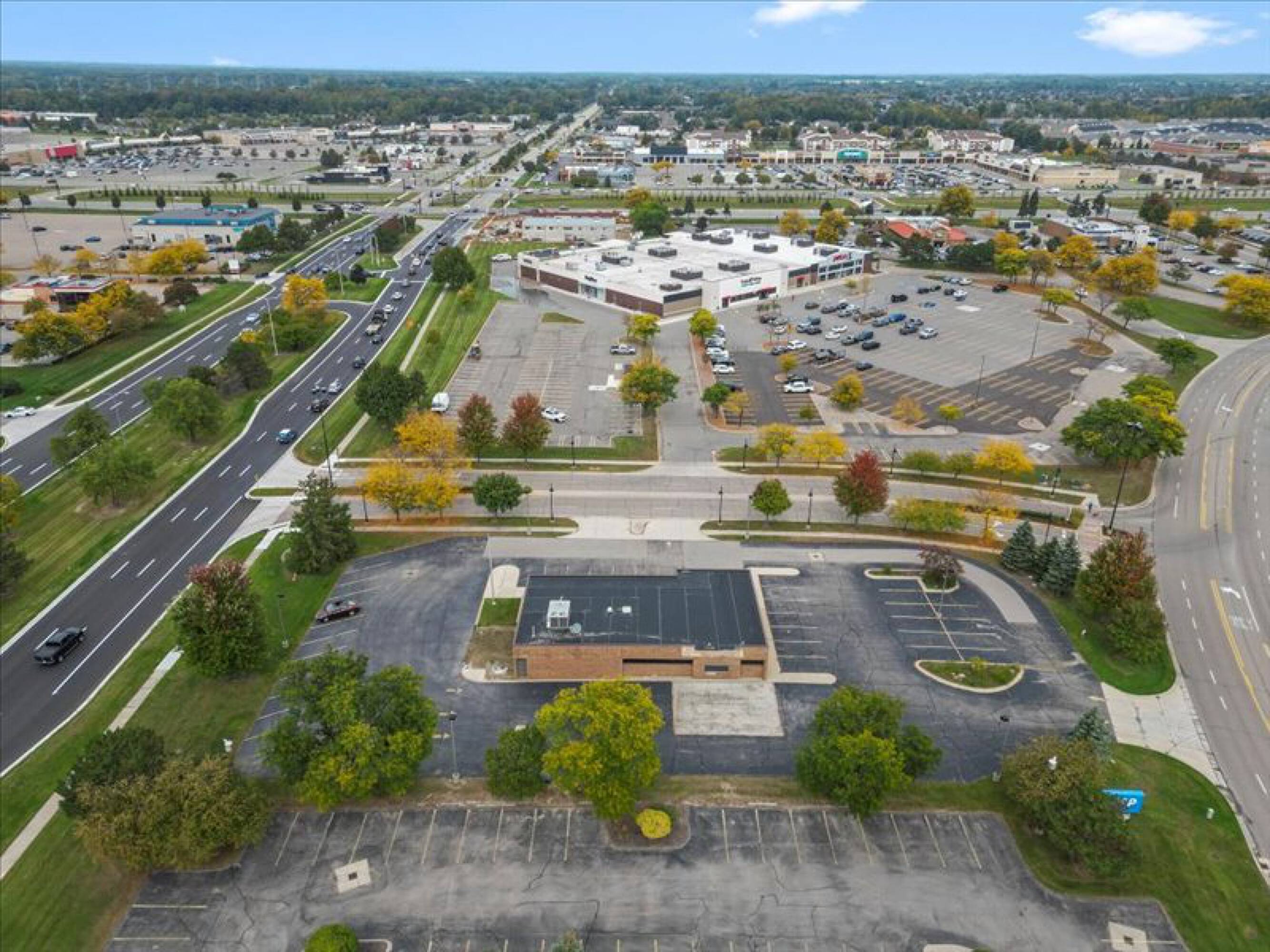 13620 Northbay Dr, Sterling Heights, MI 48313