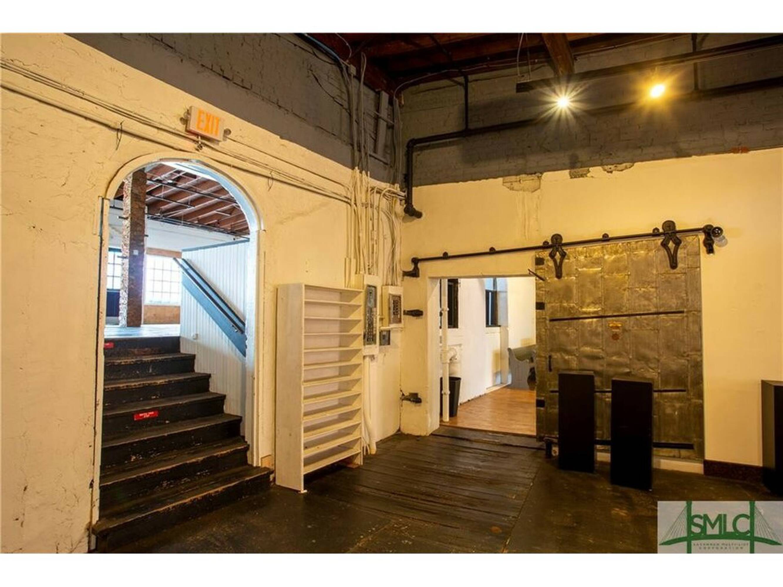 230 W Bay St, Savannah, GA 31401