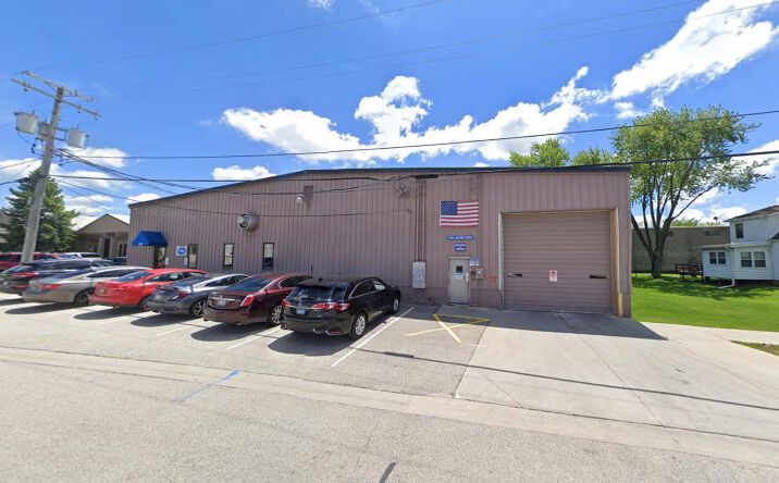 Pictures of Industrial property located at 201-255 Keyes Avenue, Hampshire, IL 60140 for lease - image #1