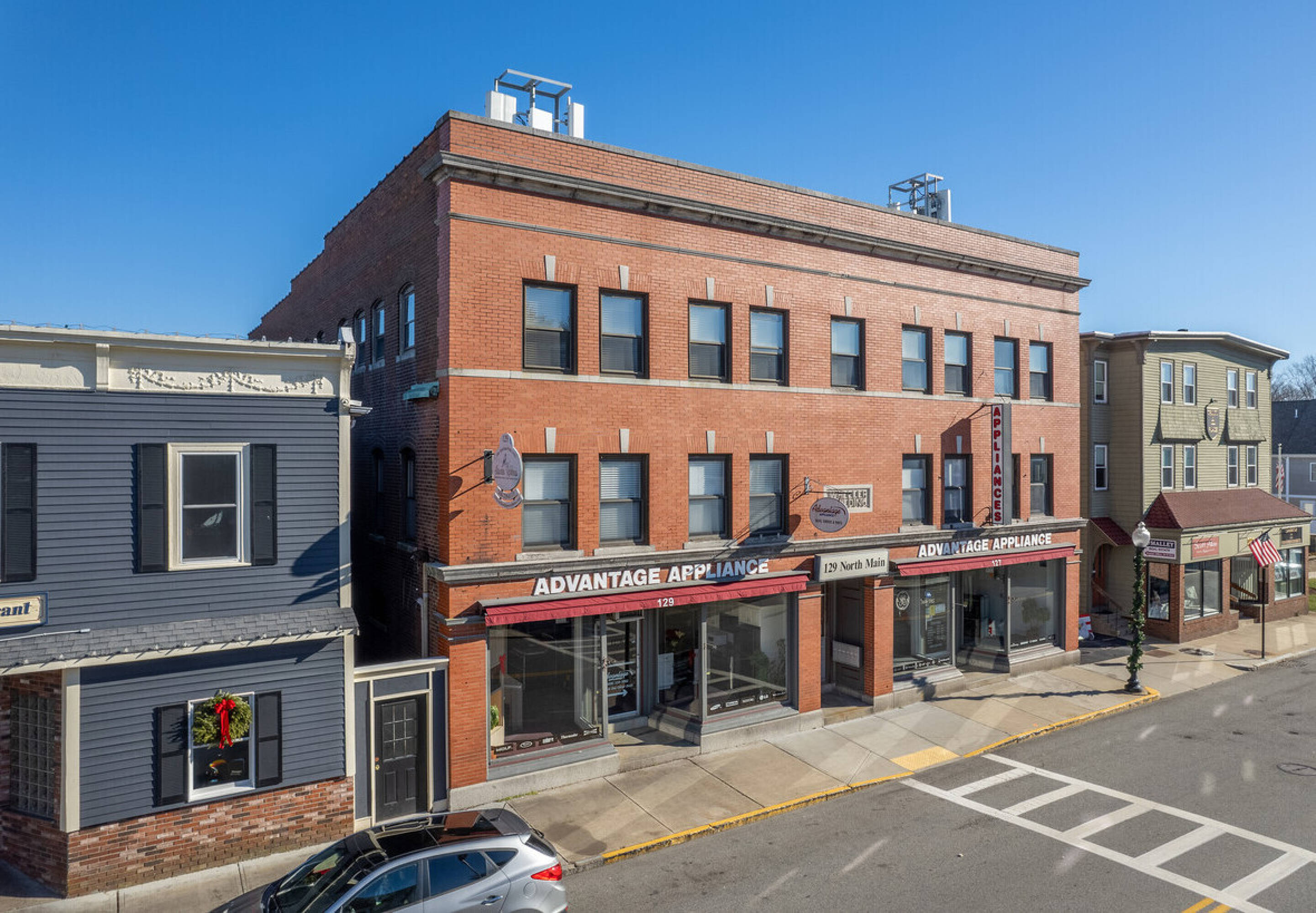 127 N Main St, Mansfield, MA 02048 | Crexi.com