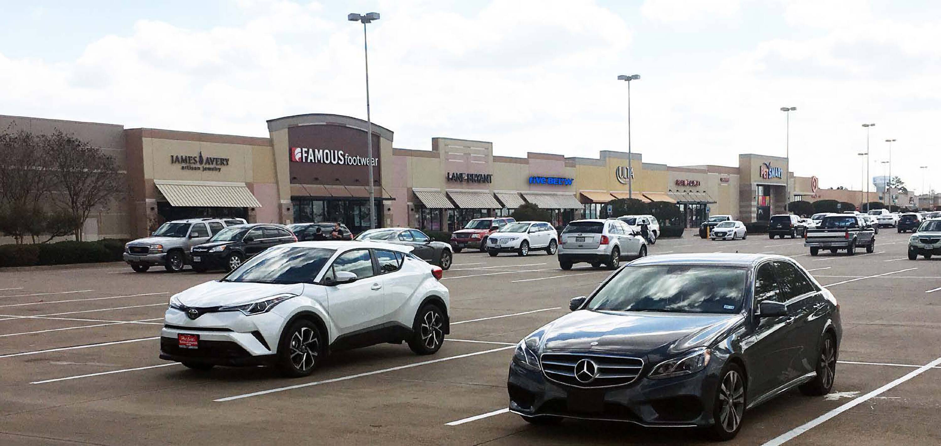 3096 N Eastman Rd, Longview, TX 75605