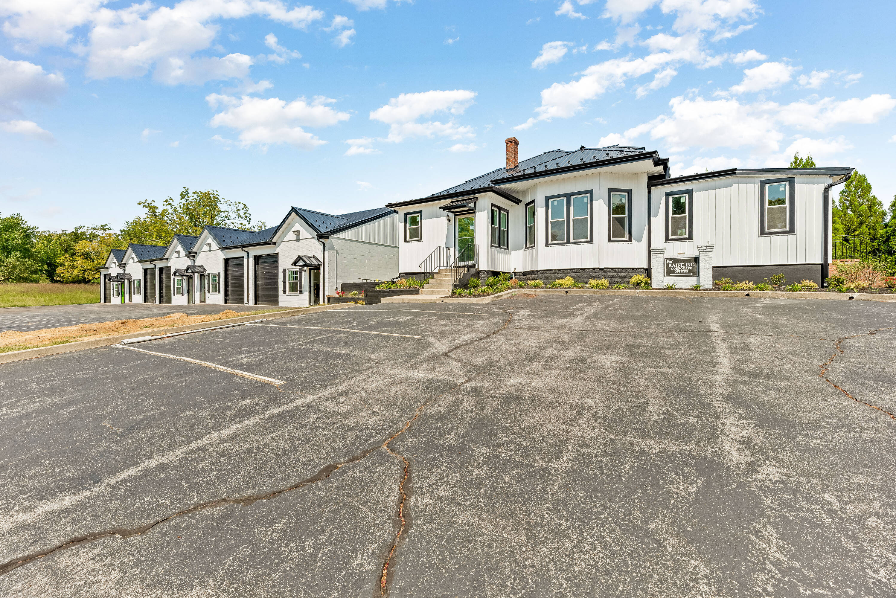 4140 Old Town Rd, Huntingtown, MD 20639