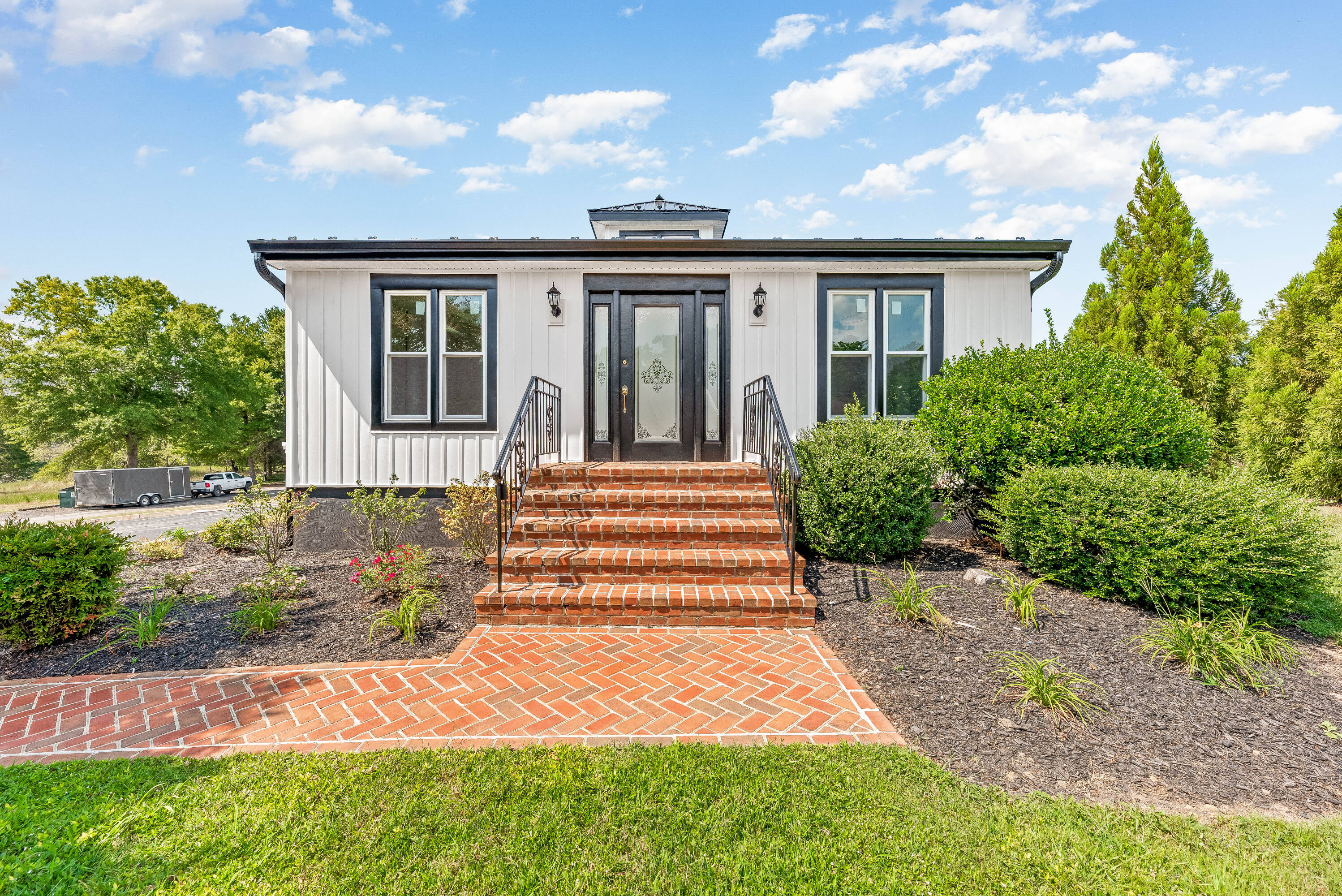 4140 Old Town Rd, Huntingtown, MD 20639