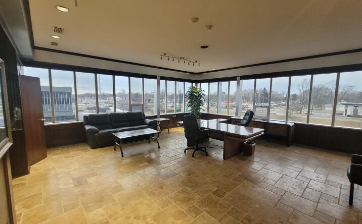 Pictures of Office, Special Purpose, Retail property located at 20800 Southfield Rd, Southfield, MI 48075 for lease - image #1