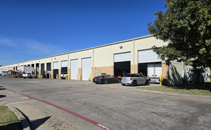Pictures of Industrial property located at 307 N Rogers Rd, Irving, TX 75061 for lease - image #1