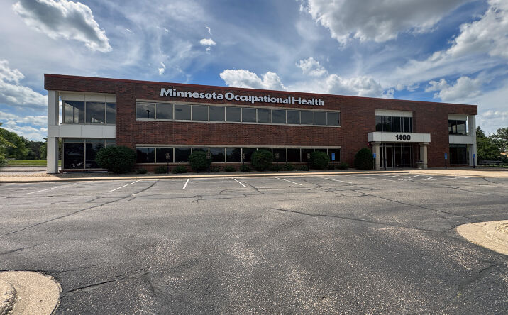 Pictures of Office property located at 1400 Corporate Center Curve, Eagan, MN 55121 for lease - image #1