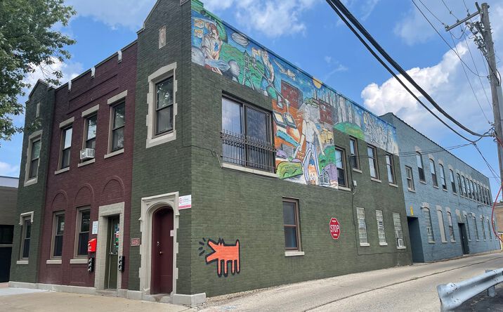 Pictures of Industrial, Office, Restaurant property located at 6415 N Ravenswood Avenue, Chicago, IL 60626 for lease - image #1