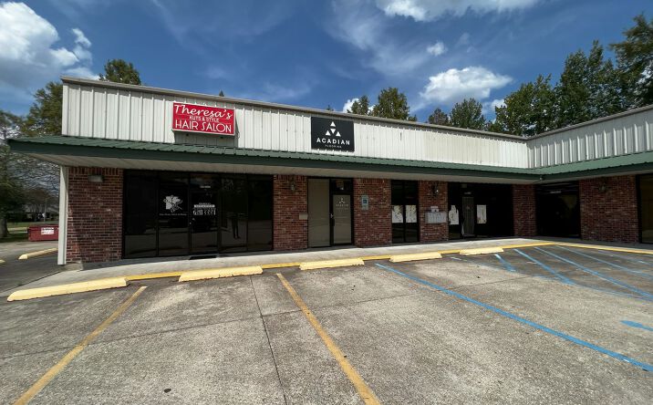 Pictures of Retail property located at 17301 Jefferson Hwy, Baton Rouge, LA 70817 for lease - image #1